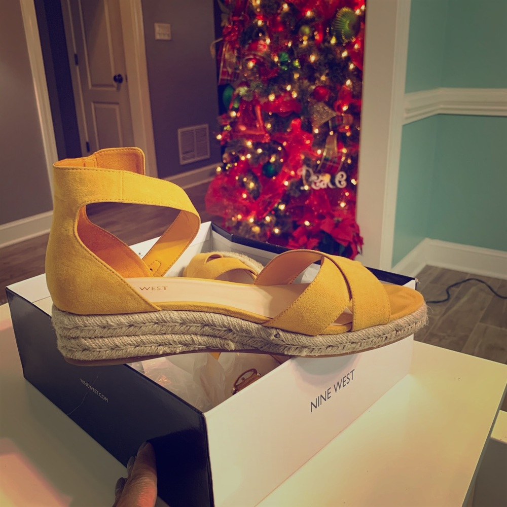 Nine West sandal